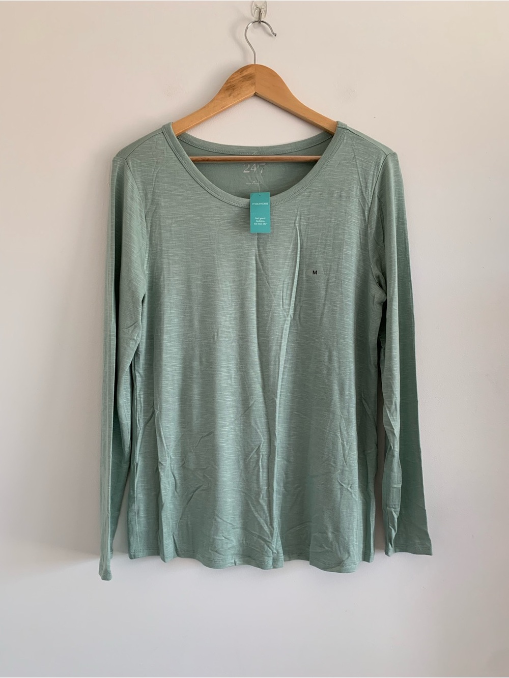 24/7 by Maurice’s long sleeve sage green top